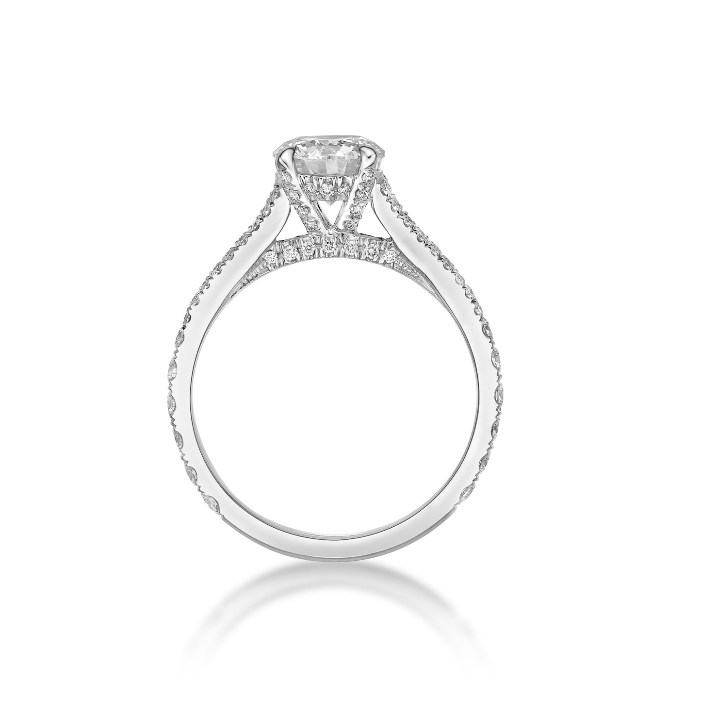 1.01ct Round Brilliant diamond in an 18K White Gold engagement ring setting with Split Shank Band4-claw setting with split-shank diamond eternity band